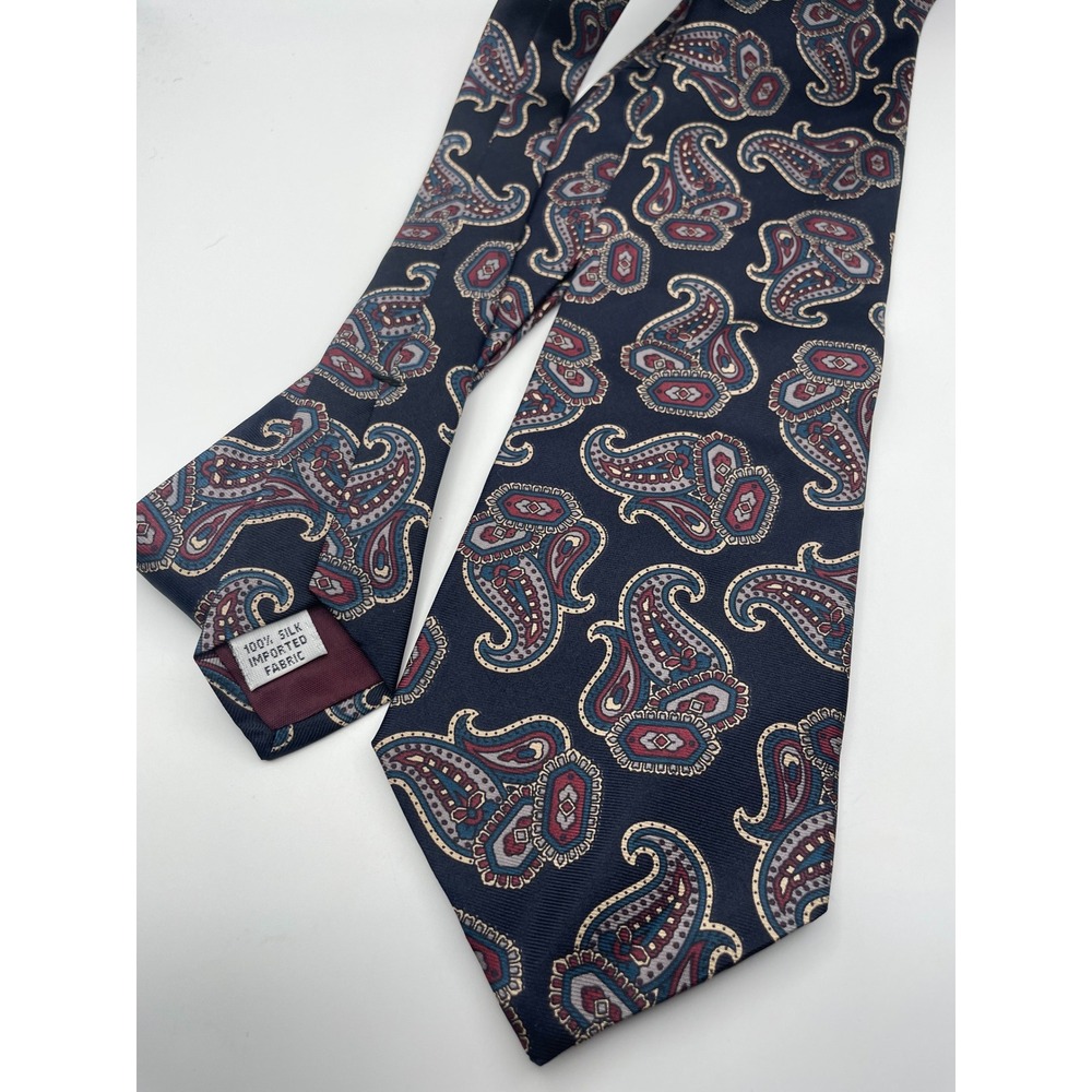 Izod Mens Silk Paisley Necktie Navy Blue Burgundy Gold Classic Formal Tie